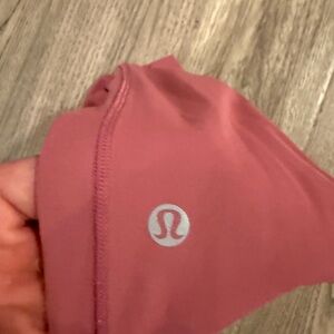 size 2
Lululemon leggings with pockets